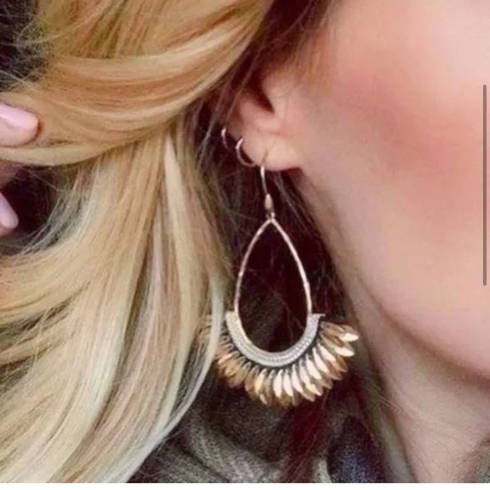Stella & Dot Stunning famous Pegasus Earrings